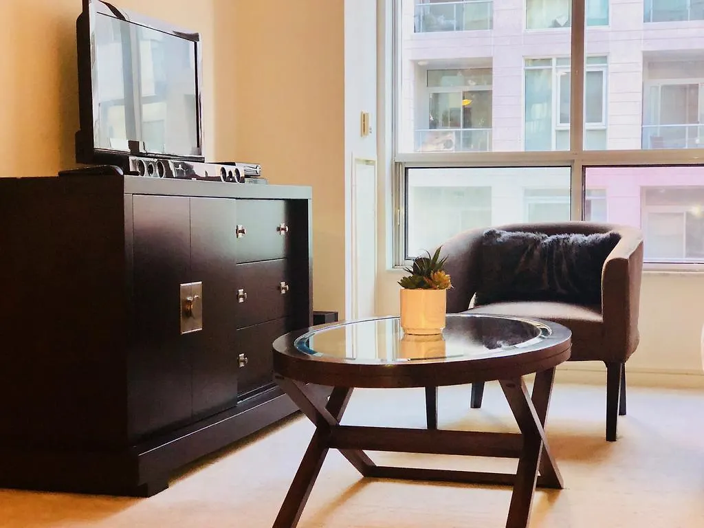 Apartment City Stay Condos - Downtown Toronto, Simcoe Street